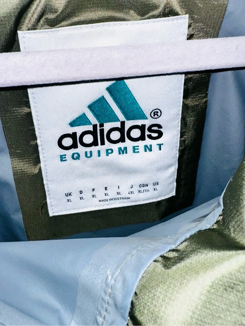 adidas lightweight windbreaker